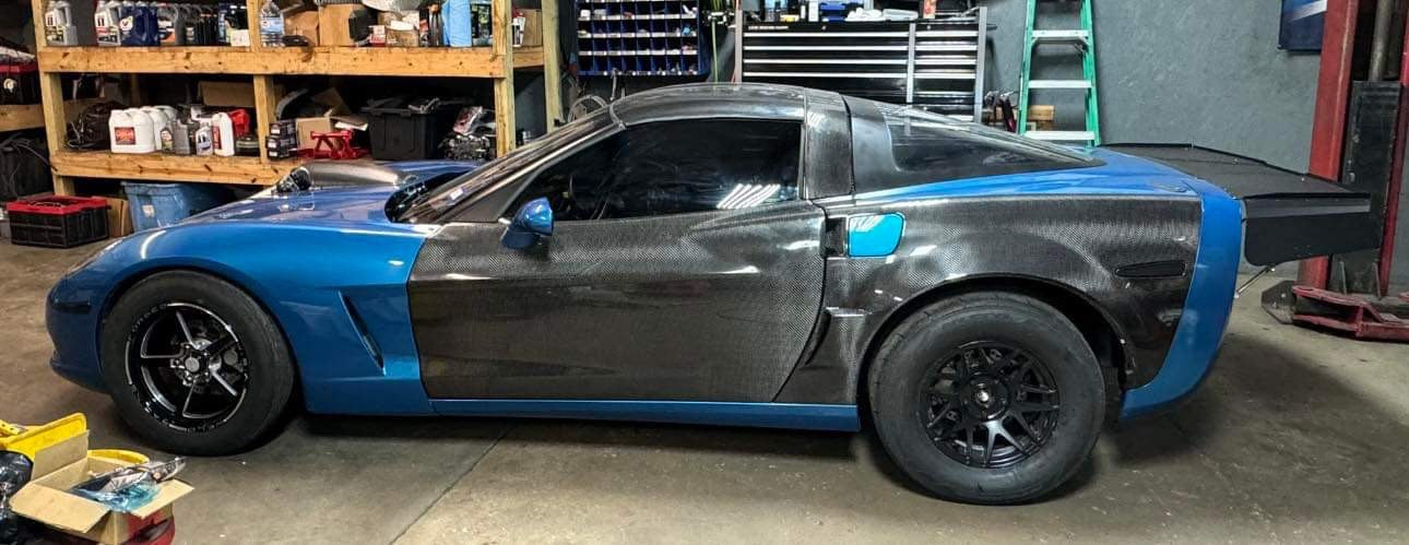 C6 Z06 Rear fenders (Pair)
