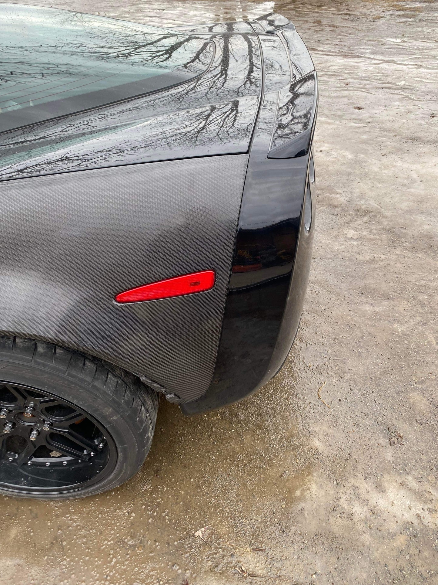C6 Z06 Rear fenders (Pair)