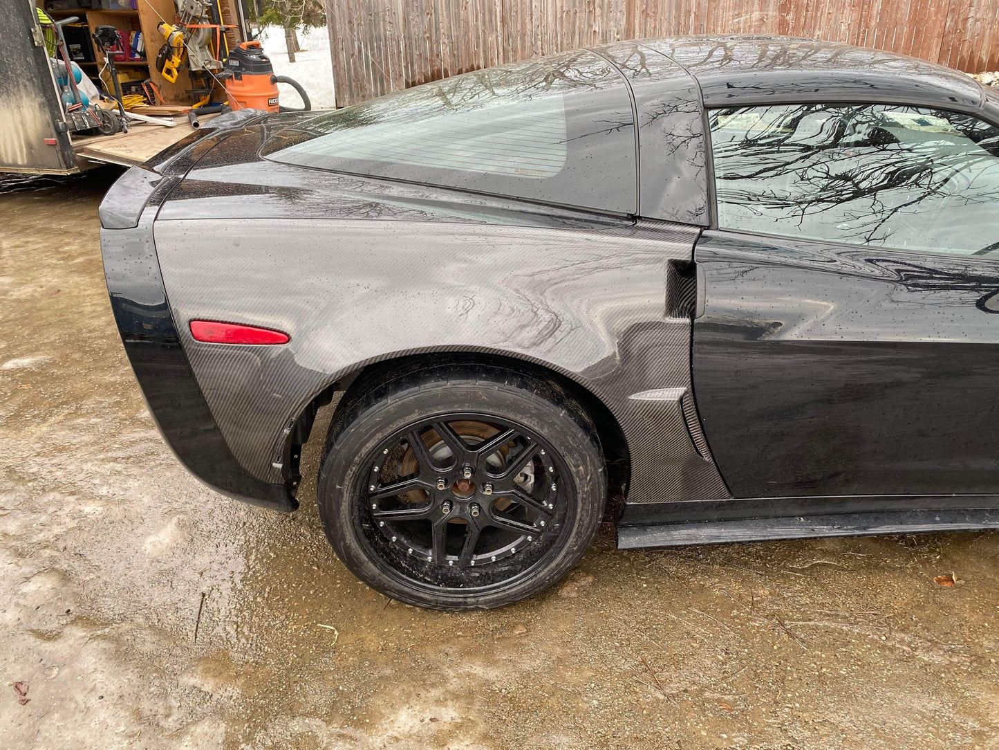 C6 Z06 Rear fenders (Pair)