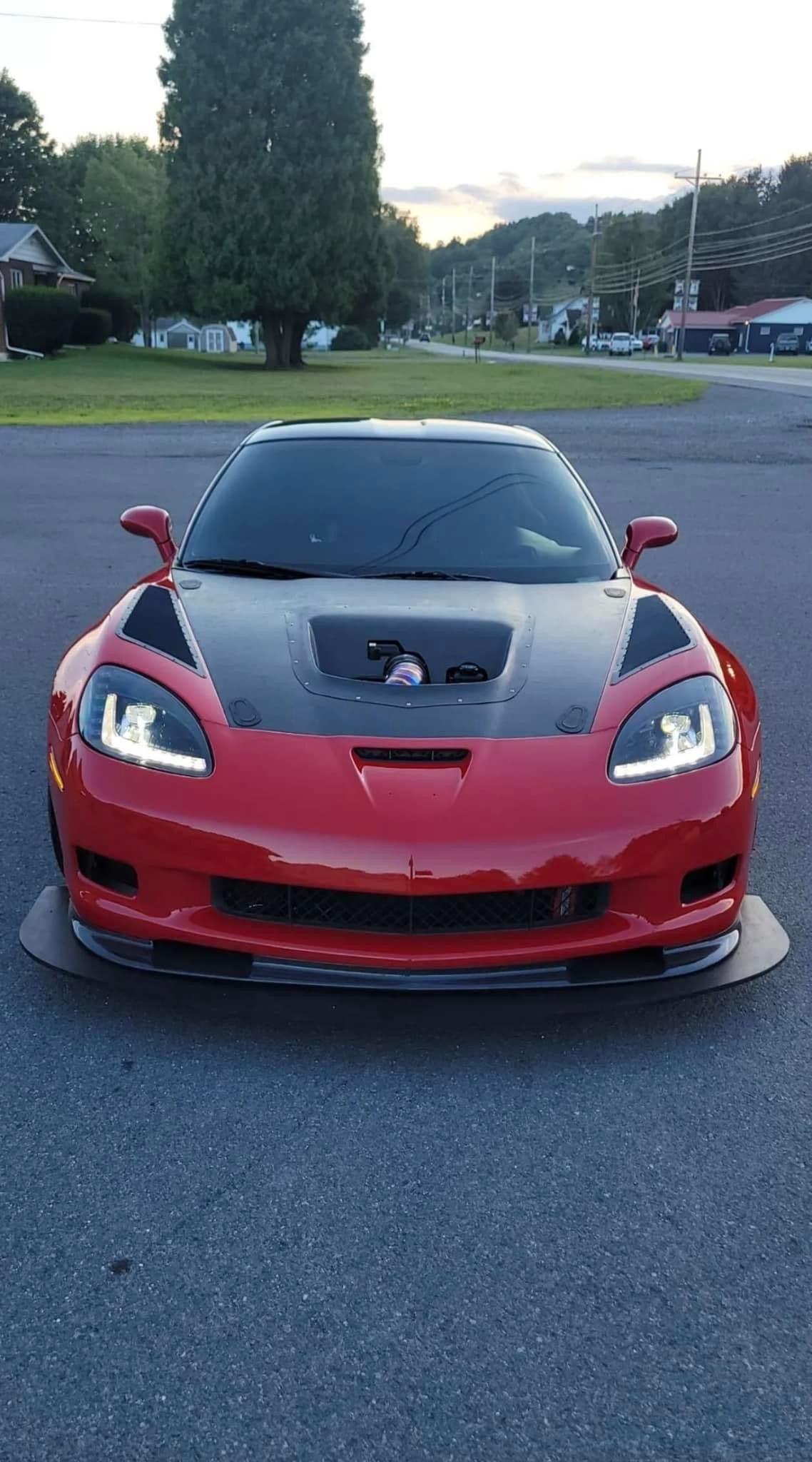 C6 Waterfall hood vent large