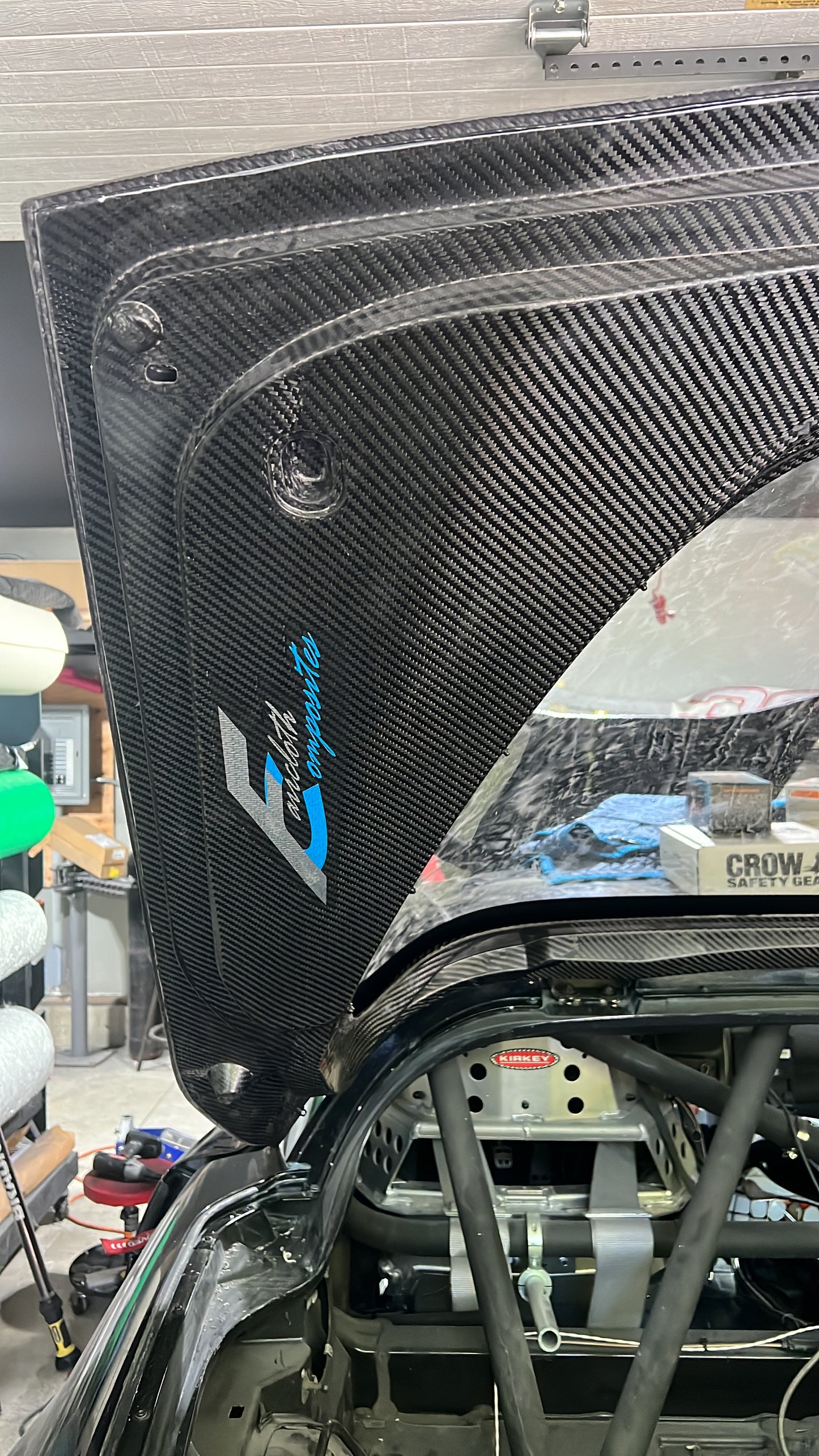 C6 Carbon hatch