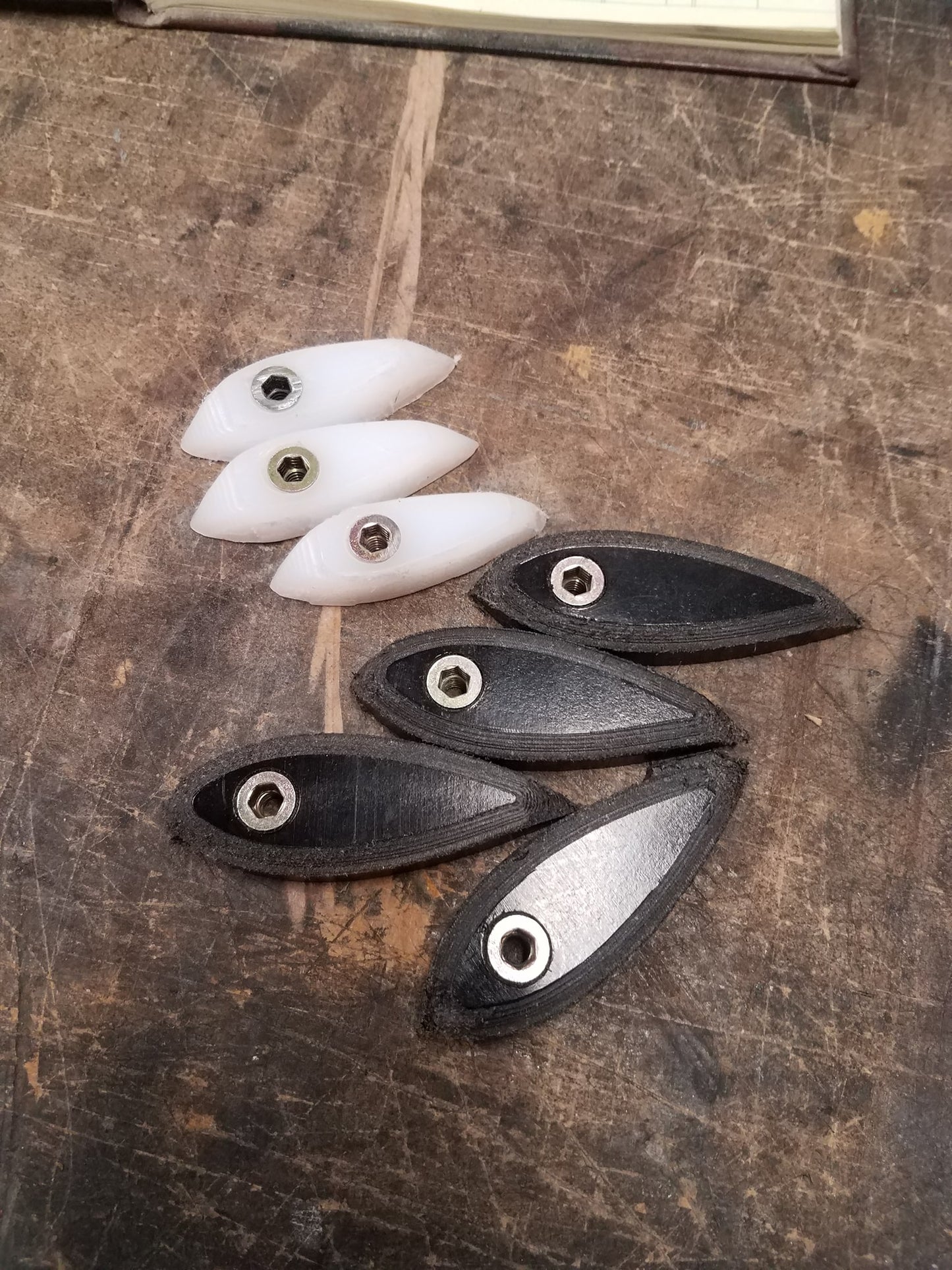 comparison: V1 top V2 bottom